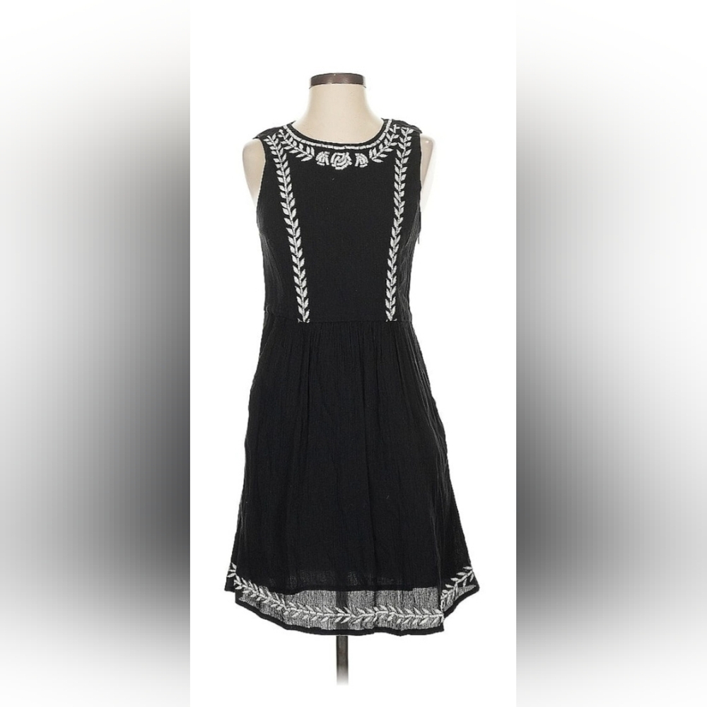 Lucky Brand Elegant Black Sleeveless Dress with White Embroidery